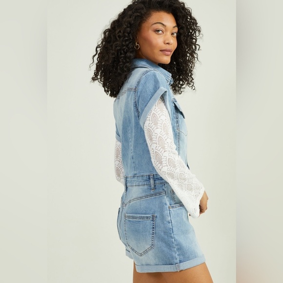 New with tags altard state Skylar denim romper - Picture 3 of 4